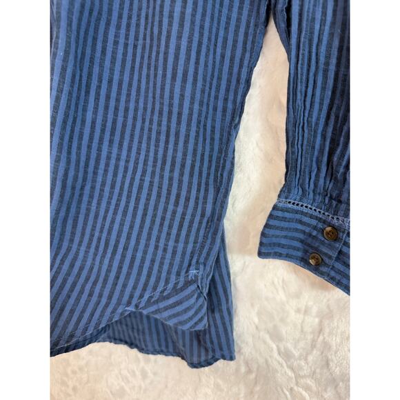 SUNDRY Blue Striped 1/4 Button Long Sleeve Collared Blouse Crochet Detail Size 0 - Picture 8 of 10